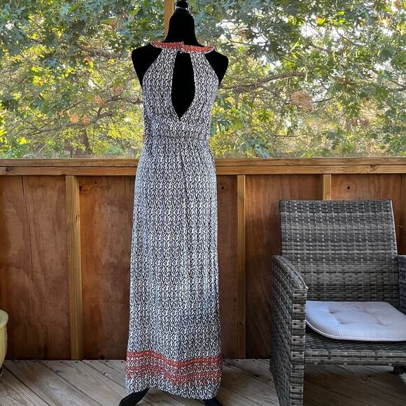 THML Jameson Embroidered Sleeveless Maxi Dress Size M - Picture 3 of 10